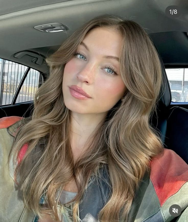 Premium Wavy Hair Topper – Transform Your Look in Seconds